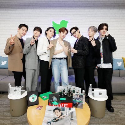 Jackson Wang - GOT7 💚,, MINO - WINNER 💙 ,, TAE - BTS 💜 ,, HUNBIN - IKON 🧡 ,, GDragon - BIGBANG 💛 ,, สายฟ้าพายุ และร้านขายของเล็กเล็ก #รีวิวร้านป่าน