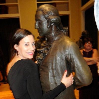 Ldubbzy's profile picture. This is the real Lauren Zollo.