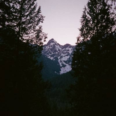 itsjustgeraldyn's profile picture. she/her