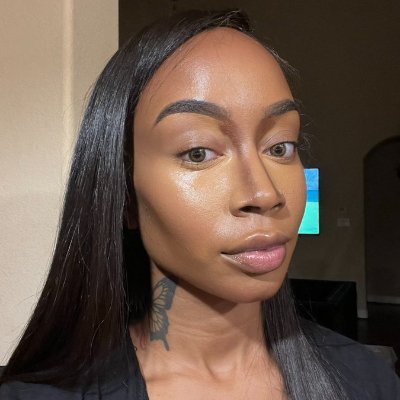 mahranafoli's profile picture. 