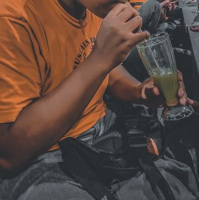 soodam_lee's profile picture. just chill