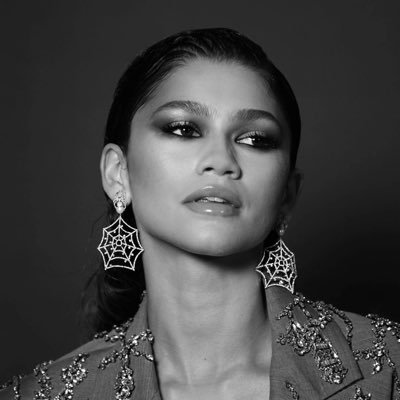 #blacklivesmatter •zendaya is the youngest 2x emmy winner in a drama series and the youngest CFDA fashion icon of 2021