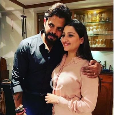 prii_rajput's profile picture. The struggle you have make today developing the strength you need for tomorrow🙂💜 So Never give up 🙌❤️ @IM9779Mkm is lyf✨💜 #Introvert #Sreefam for life💞