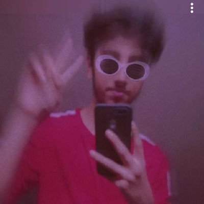 DebMukh1607's profile picture. follow for random haha tweets...