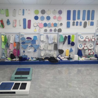 we are Suzhou Behigh cleaning engaged in cleaning products and tools ! like microfiber mops/ hand floor cleaner mops/connect with me +8618556891825🤝😀