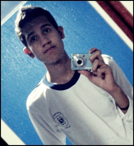 Pra quem tem pensamento forte o ímpossivel é só questão de Opinião ;* . Segue ae (Y)