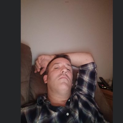 Gas man. a bloke, unvaxed, football, red wine & rum, battling old age, good music, good films, the sofa, used to like politics, know a bit about history.