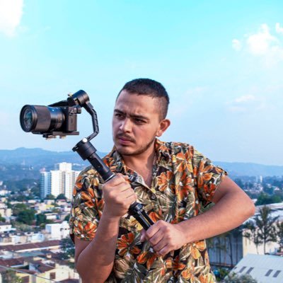 Comunicador y Productor audiovisual loco por la comunicación y el fútbol