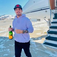 Benny & The Jets 🛩 (@benhaguecomedy) Twitter profile photo