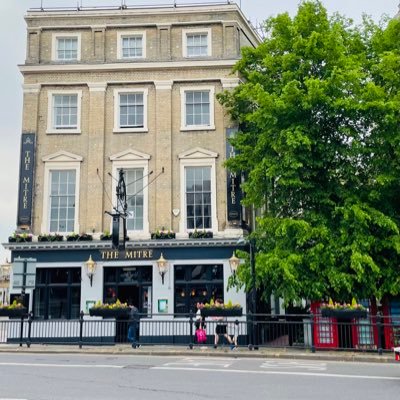 The Mitre Pub & Hotel in Greenwich, where banter flows as freely as our wide range of craft beers, and where fresh, home-cooked pub food is always on the menu.