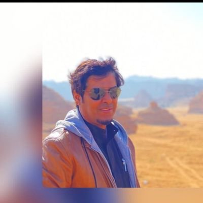 عالمي منذ الطفوله عشق النصر يجري في دمي مهما حاولت ايقاف هذا العشق الا انه يجتاحني كالطوفان نصرا أنا والنصر يجري في دمي
