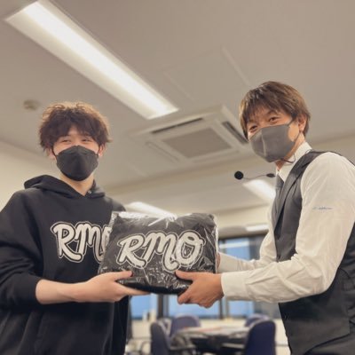 競技麻雀🀄️/龍龍（hibi_rmo）🐉/音楽/コーヒー☕️/北海道民/ミステリ📚/新日本プロレス/AEW/WWE/グルメ/TEAM雷電推し⚡️/瀬戸熊プロ🐻は僕にとって神です。