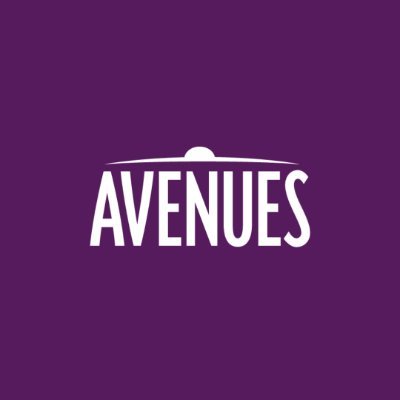 Avenues for Youth partners with youth experiencing homelessness to achieve their dreams.