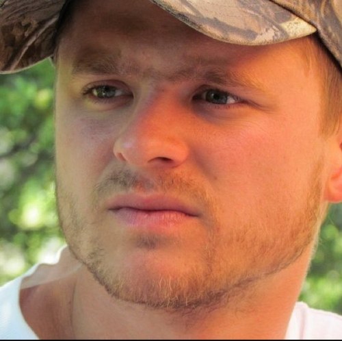 chmomberg's profile picture. Ingeniero civil Industrial Fotógrafo