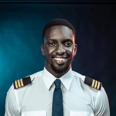 Airline pilot🇸🇳 🇸🇳First Officer🇸🇳 OPL #A220 🇸🇳FlyAirSenegal . Co-Founder Flightsen🇸🇳🇸🇳 instagram dondiaye