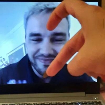 soouprry's profile picture. larrie/ziammie | bzz