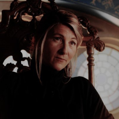 faeseve's profile picture. media account for @faesdow