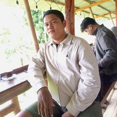 ziqrimassadih's profile picture. curi curi pandang
find me on instagram @ziqri_massadih