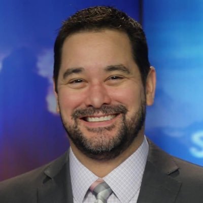 Chief Meteorologist for WLUK-TV in Green Bay. Serving Eastern Wisconsin with weather forecasts, information, footbll opinions, and oxford commas.