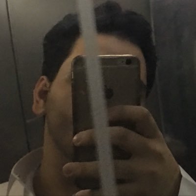 علمتني الحياة ألا أظهر ضعفي ؛ وألا أتحدث عن ألمي ! و أن أتجاوز حزني و أن أخرج للناس و أنا مبتسم دائمًا
