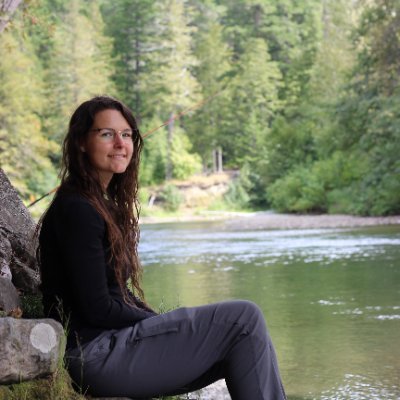 Linguistics & Indigenous Studies joint major @ SFU. Métis & Nêhiyaw iskwew. Lover of languages, the outdoors, beading, and coffee.