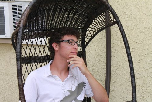 cinegizmo's profile picture. I write for the @dudelaws blog #TheDailyPint on tech and movies related to dudes everywhere!