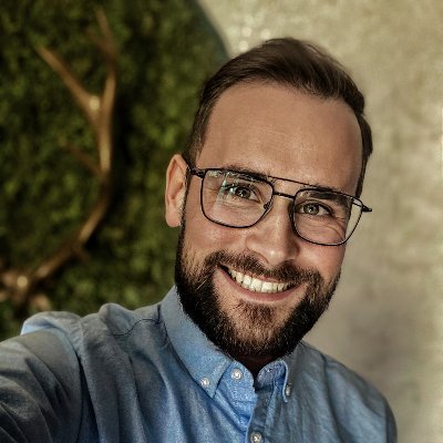 35 years old, #TechRecruiting #Recruiter since 2010, #cheerful person
„as simple as it sounds… that's it“