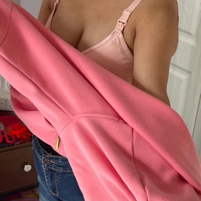 naishuiaihaozhe's profile picture. 哺乳爱好者，进群，q群135412802，，免费翻墙加速器，不要钱，网速快这可能是最好用免费de加速&APP，真正免费de不限流量，隐私安全+保护妥妥的 https://t.co/2OHVQSHK8k