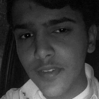 حافظ على شخص عمى عيونه عن أخطائك المتكررة لأنه يحبك