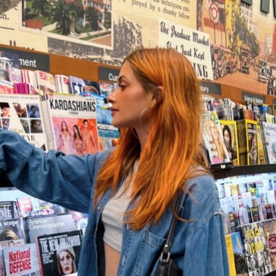 Occupation: very sleepy girl~ Instagram @Nataliebananas