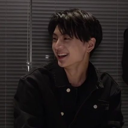 𝙰𝚍𝚍𝚒𝚌𝚝𝚎𝚍 𝚝𝚘 #𝐄𝐍𝐇𝐘𝐏𝐄𝐍 tiada hari tanpa oleng 24/7