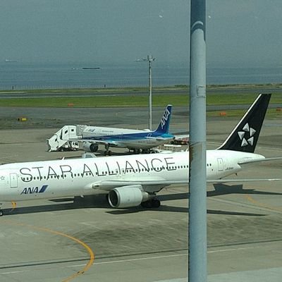 どこかの空港✈️で働いてます！/ANA PLT・SFC/多くの飛行機好きの方と繋がれると嬉しいです✈️よろしくお願いします✨/YHFC会員（会員番号No.315）