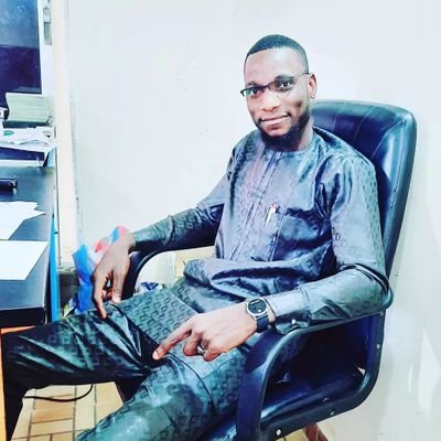 BadaraDalhat's profile picture. Is only fool that's is always right