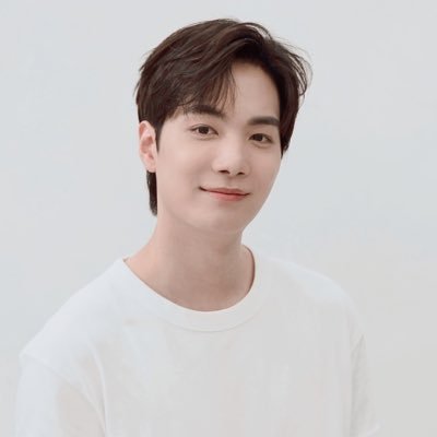 Lovely JONGHYEON 🕠さんのプロフィール画像