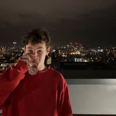 loopinaround's profile picture. 