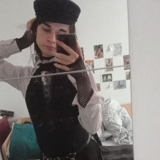 StummeMoin's profile picture. transgenre, transnationale, je n'ai que trois perspectives: histoire revolution depression
L'alienation n'est pas qu'une théorie marxiste, c la réalité enfoiré