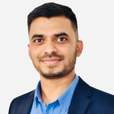 ChedeShrikant's profile picture. dreamer/traveler/human/kind….