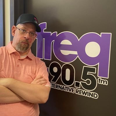 On air personality @freqptbo and wannabe tech guru Peterborough, Ontario. All comments are my own...because frankly nobody would want to side with me anyway