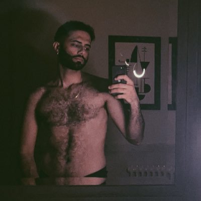 mrInevernoticed's profile picture. i am confushion ig: @nickassiot