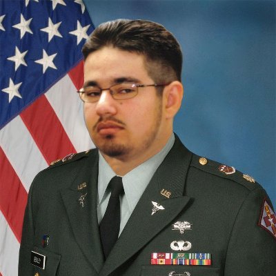 | 🎙️ Anfitrión en @Ucharas_Podcast | ⛩️ STAFF de @AnimeconMX |🎭 Comediante de Stand-Up | 🎮 Streamer en Twitch