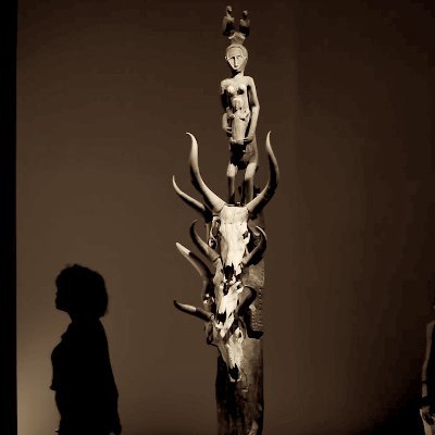 Yortoussainte's profile picture. fantatro ka , fantatro ianao.