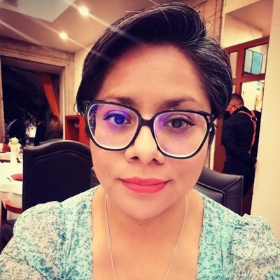 Nanahis's profile picture. Caótico aquelarre 🧙🏼‍♀️🌿🔮