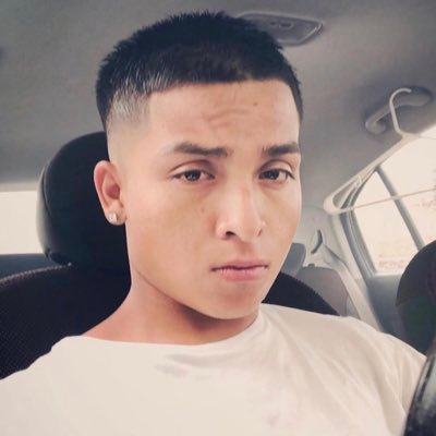 Jonny05041801's profile picture. 