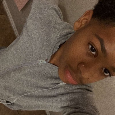 yalladoreejayy's profile picture. 