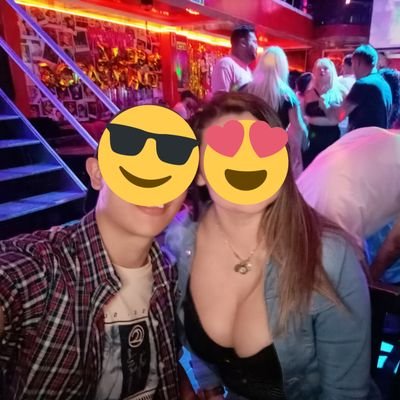 pareja swinger
ella bisexual 25 años, el 28 años
buscamos diversión🥵
Amistad parejas open mind