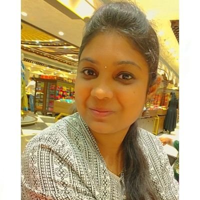 Gowri_epic's profile picture. work at @allcottonandlinen