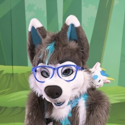 Dumb Fursuiter with a YouTube Channel | 🧡 @sergynuki | Suits: Rodor - @fursuitparade
More personal account: @Rodor_Wuff
https://t.co/vAoXM6Itnx