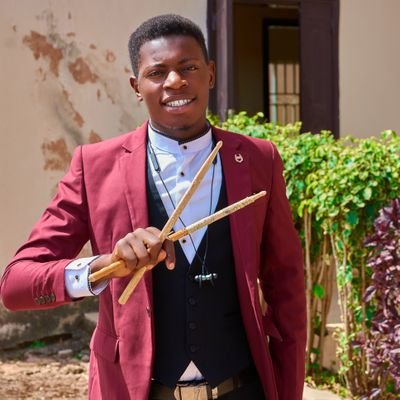 Lover Of God And Drumz 🥁
       Spirit Of Drums 💥
Play Drums And Know God {PDKG}®®