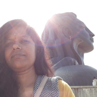 SupriyaAvs's profile picture. In the process of meeting my best version.