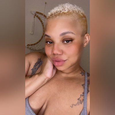 Mother of 3🧑🏾🎤🤴🏾👸🏾. Entrepreneur. ✨Free Spirit✨ Animal Mom🐈🐈⬛🐕🦺